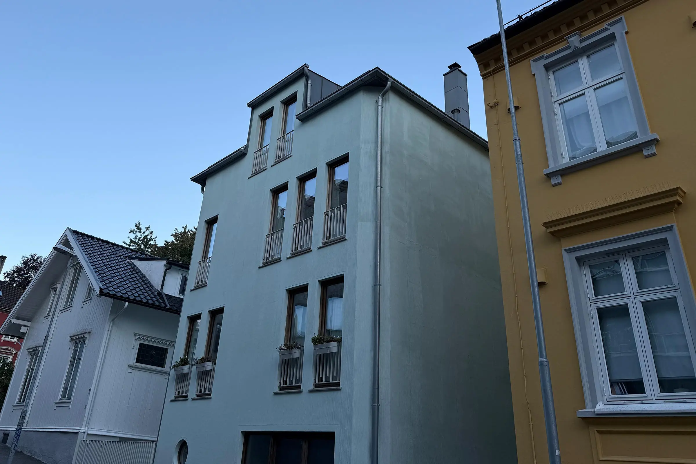 Enebolig i Bergen | mur med Linear 30