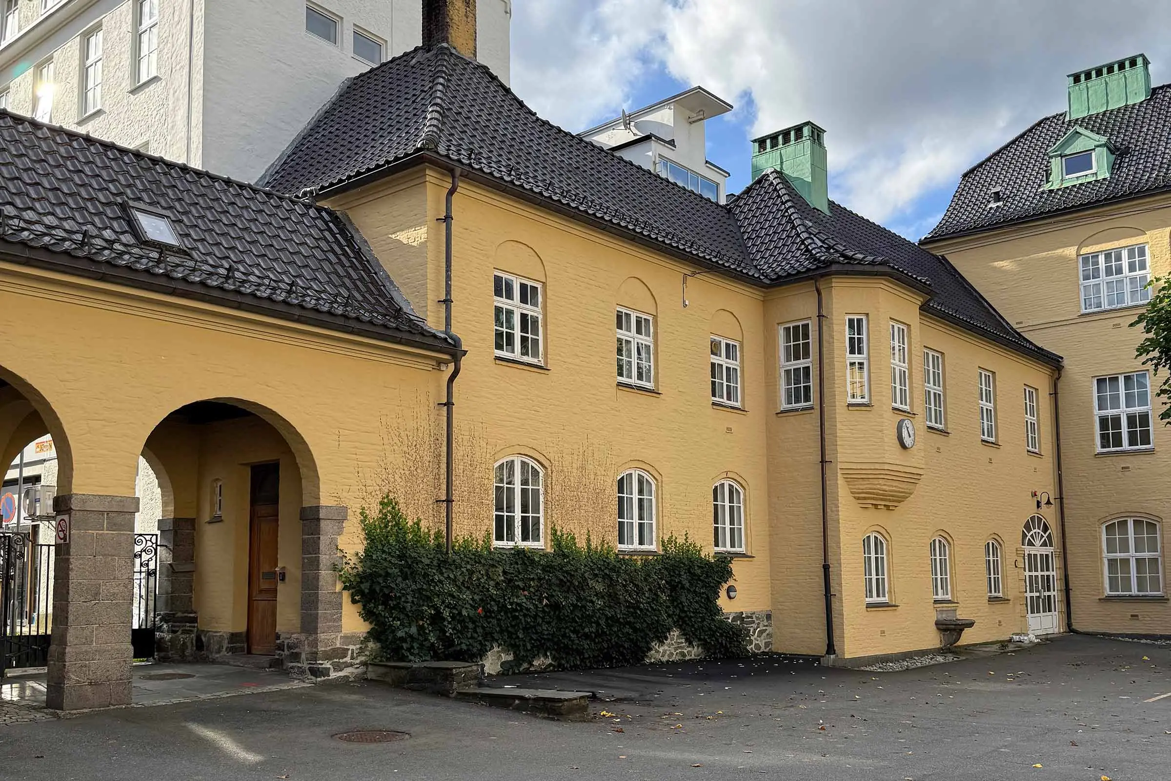 Nygaard skole - Bergen - StoColor Lotusan G