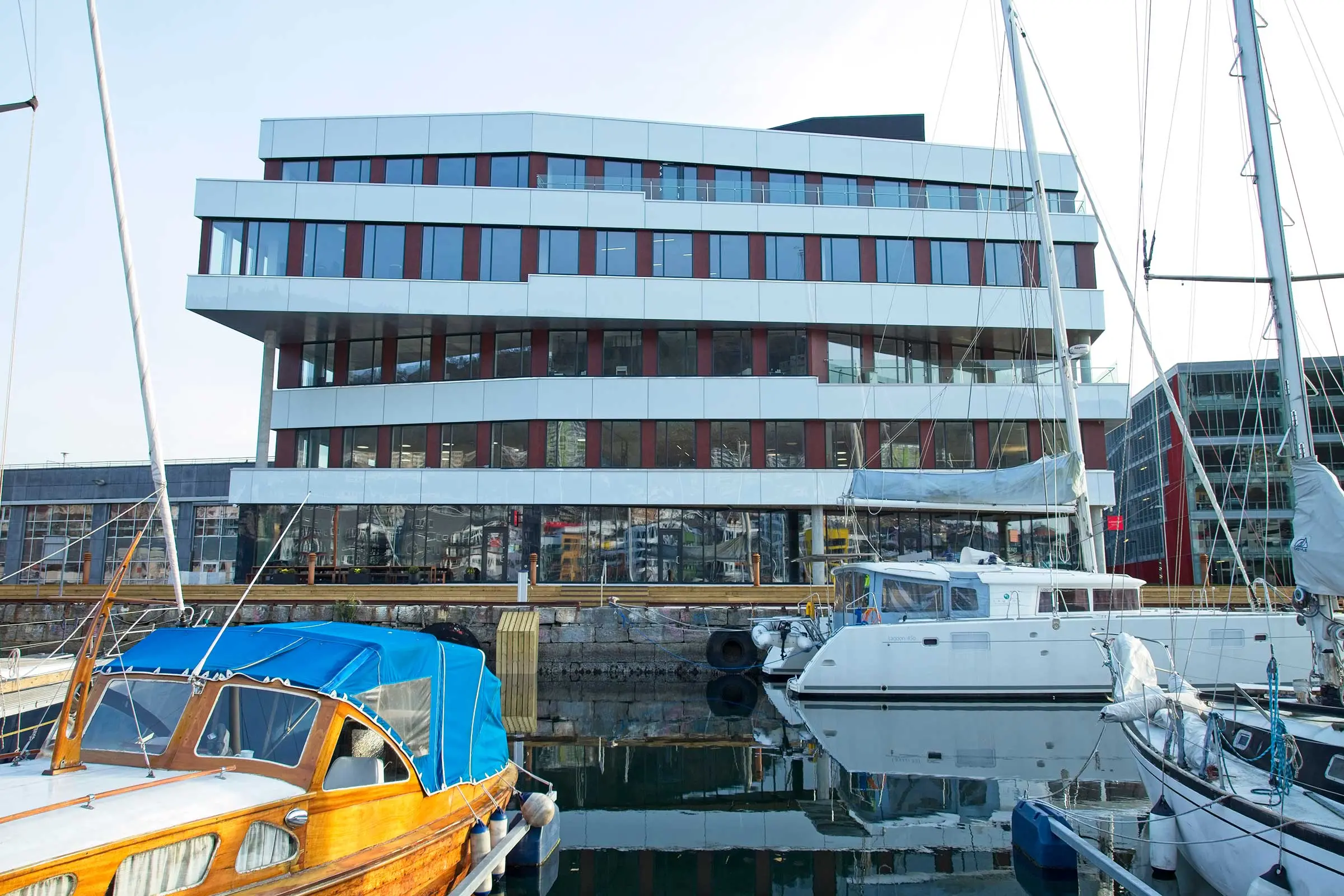 Lanternen i Bergen er kledd med StoVentec Glass