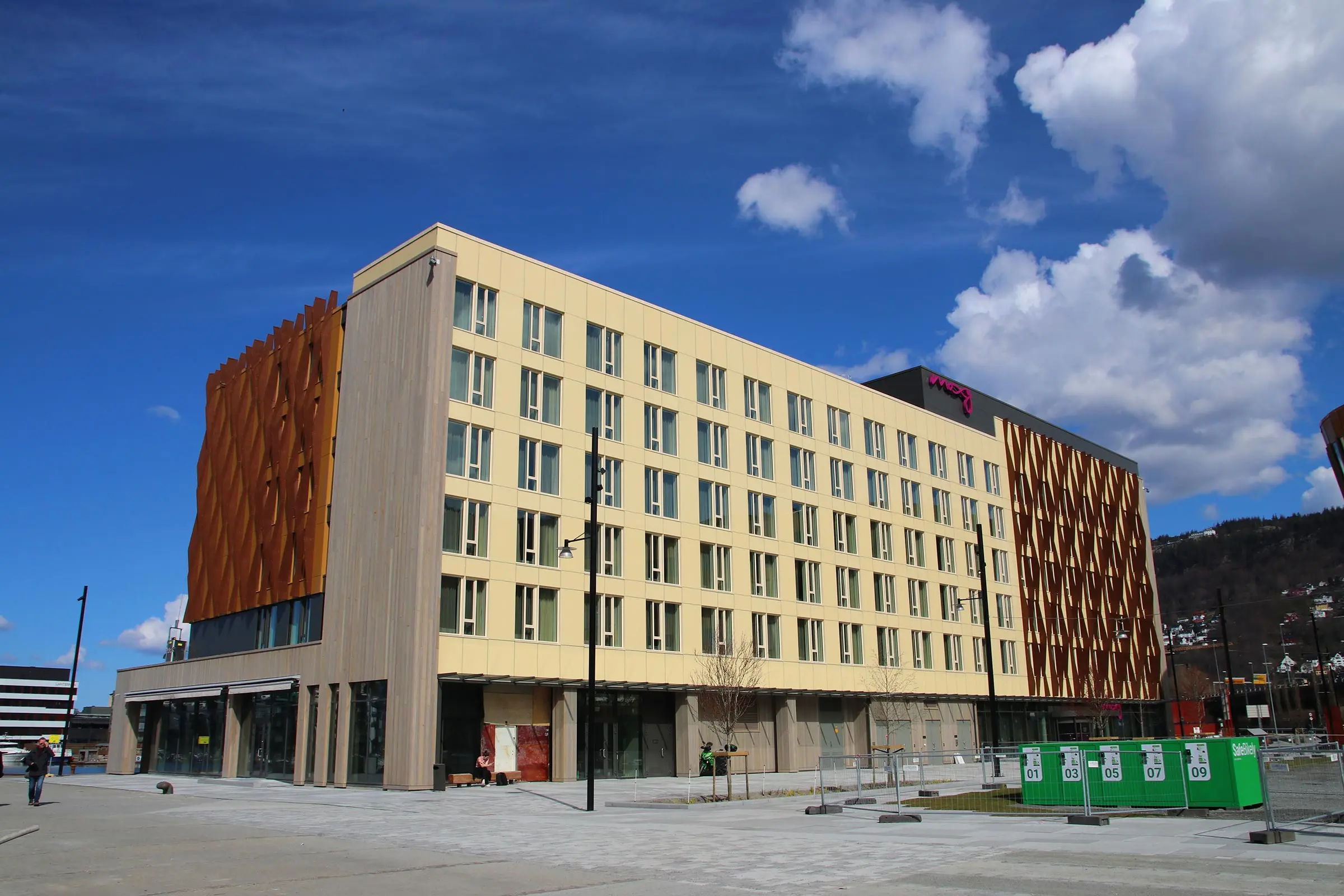 Moxy hotell Bergen med StoVentec Glass