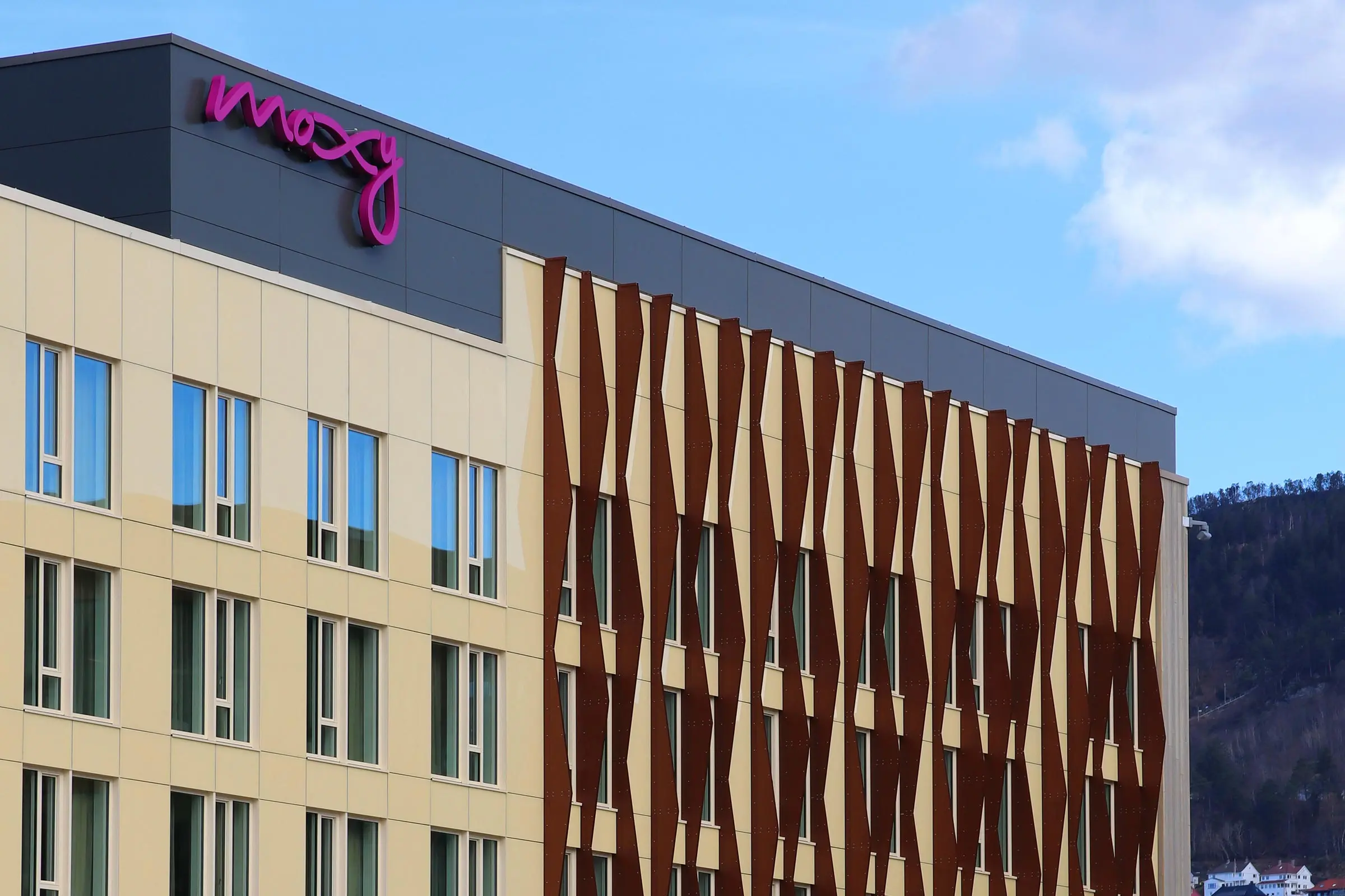 Moxy hotell Bergen med StoVentec Glass