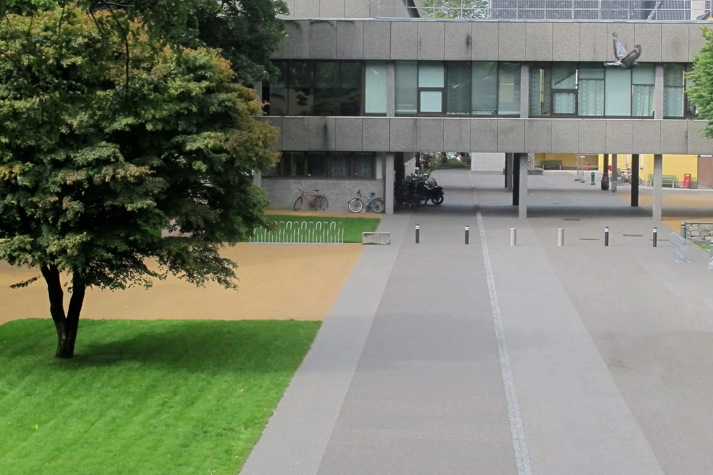 Universitetet i bergen - utebelegg