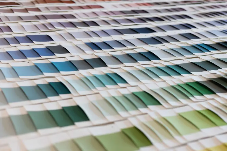 Bild mit Farbtönen, Auszug aus dem neuen StoColor System, Grün-Blau-Töne